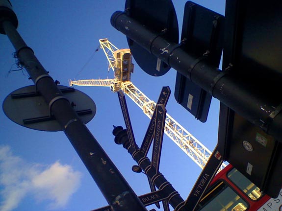 Site de construction prs de la gare de Victoria, Londres, Victoria station building site, London